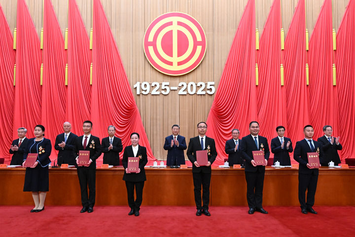 6d85709431494908946a946106a30bc9.jpg 6d85709431494908946a946106a30bc9.jpg