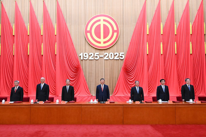 4cb4f9cccc2e4958a83b447b86181068.jpg 4cb4f9cccc2e4958a83b447b86181068.jpg